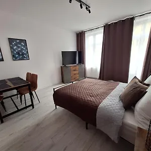 Cracow By Night Apartment